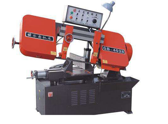 樂意鋸床（chuáng）