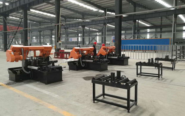 廣漢某軌道交通新材（cái）料公司使用四川金屬（shǔ）帶鋸案例