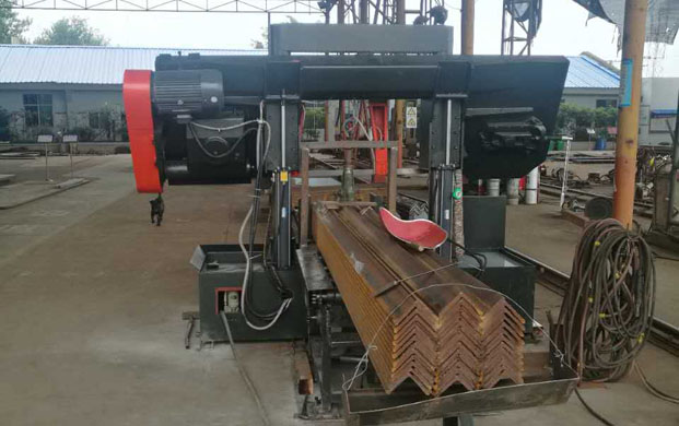 四川某公司使用樂意（yì）鋸床案例（lì）​